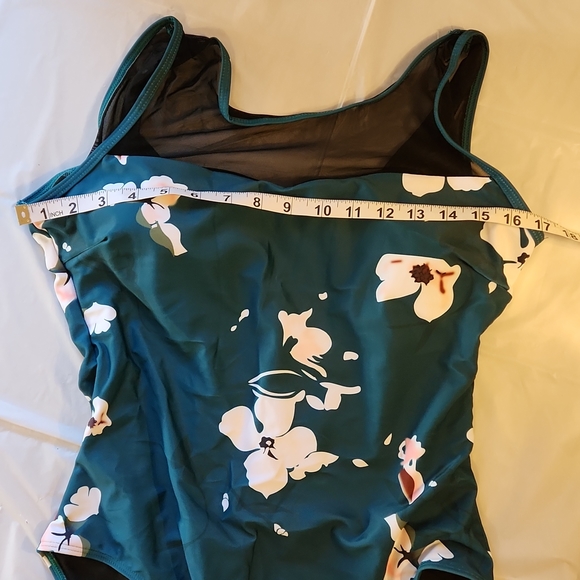 NWT Bathing suit - Picture 2 of 5